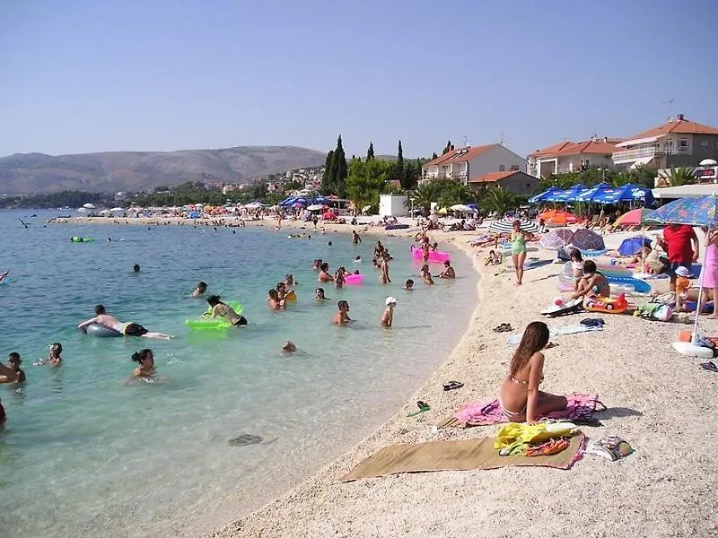 Apartments Nada Trogir 0*,